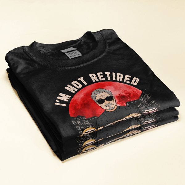 I_m-Not-Retired-I_m-A-Professional-Grandpa-Personalized-Shirt2_7bdf276a-7a0a-4491-91a4-54fa605562c3.jpg